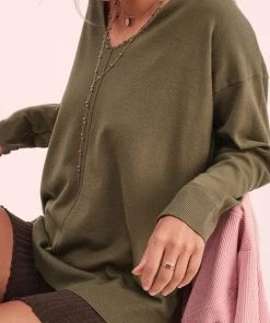 La Miel New Arrivals Angel Soft V-Neck Sweater 8 La Miel New Arrivals Angel Soft V-Neck Sweater