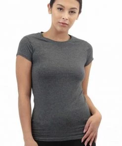 AAAAA FASHION Basic Crew Neck Short Sleeve T-Shirt Clothing