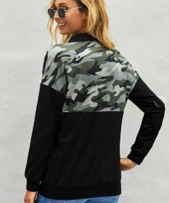 Sweet Lover Fashion New Arrivals Camo Kangaroo Pocket Zip Collar Sweatshirt