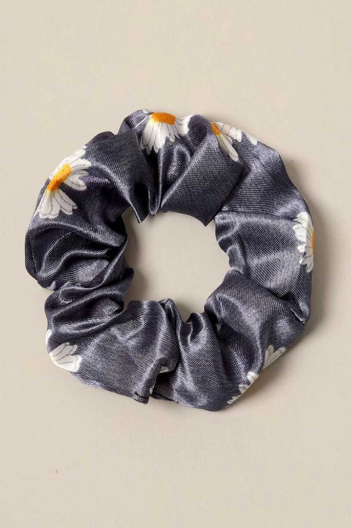 Fashion City Daisy Print Silk Hair Scrunchies New Arrivals 5 Fashion City Daisy Print Silk Hair Scrunchies New Arrivals
