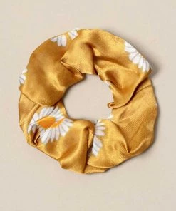 Fashion City Daisy Print Silk Hair Scrunchies New Arrivals