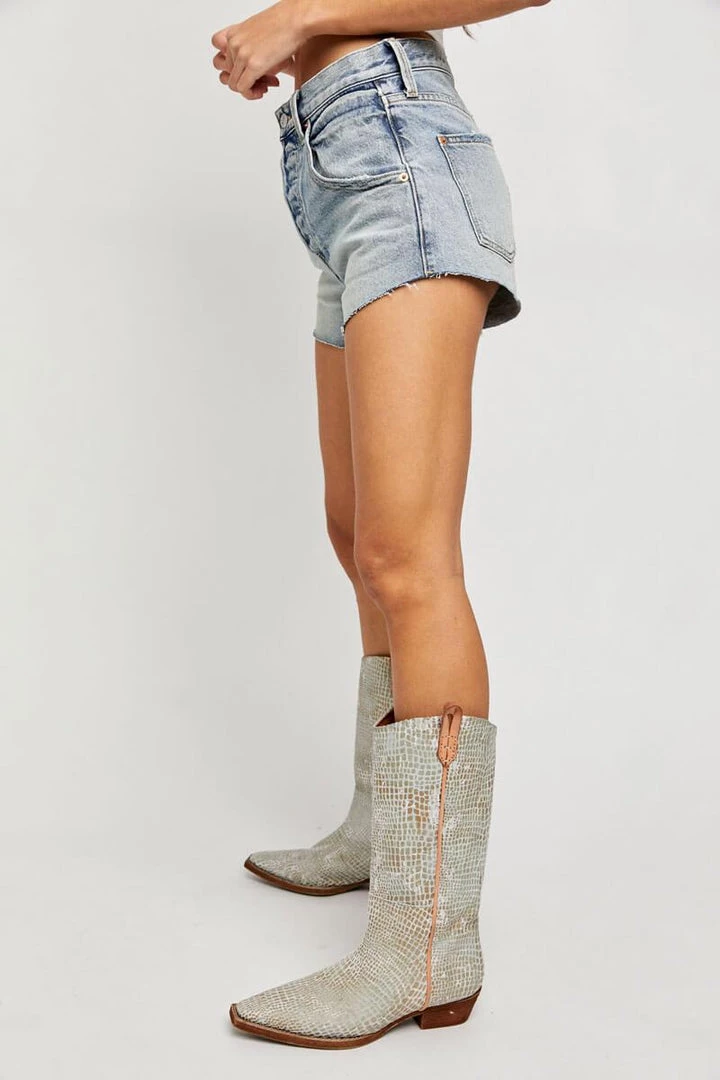 Free People Taliesin Cut Off Denim Shorts 3 Free People Taliesin Cut Off Denim Shorts