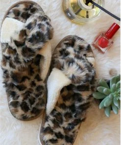 Wanna B New Arrivals Fuzzy Cheetah Faux Fur Slippers