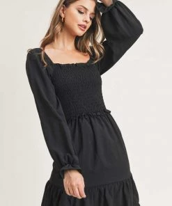 Painted Threads Heather Ruffled Smocked Midi Dress