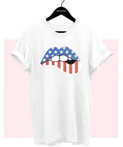 WKNDER Kiss Me USA Graphic Tee New Arrivals