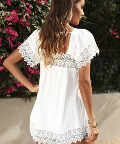 Shiying Fashion Lace Pom Pom Splicing Square Neck Blouse 6 Shiying Fashion Lace Pom Pom Splicing Square Neck Blouse