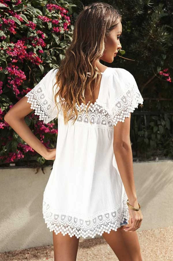 Shiying Fashion Lace Pom Pom Splicing Square Neck Blouse 3 Shiying Fashion Lace Pom Pom Splicing Square Neck Blouse