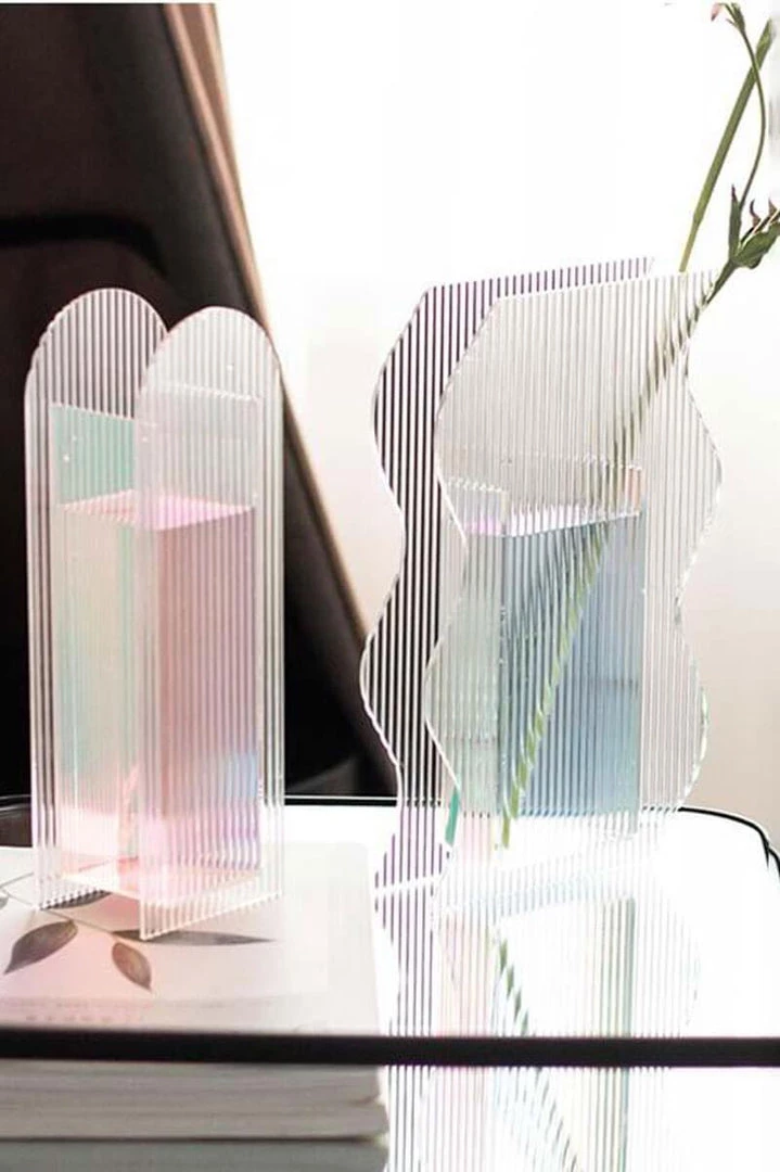 MILK MONEY - DropShip New Arrivals Modern Acrylic Vase 1 MILK MONEY - DropShip New Arrivals Modern Acrylic Vase