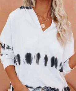 Today Fashion New Arrivals Oversized Tie Dyed V-Neck Top