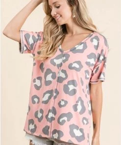 Vanilla Bay Oversized V-Neck Leopard Tee New Arrivals