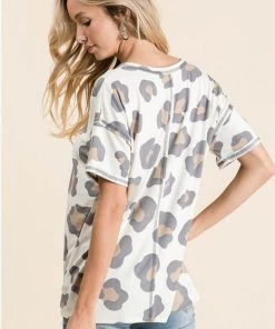 Vanilla Bay Oversized V-Neck Leopard Tee New Arrivals