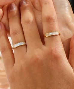 MILK MONEY - DropShip New Arrivals Pearl Bar Ring