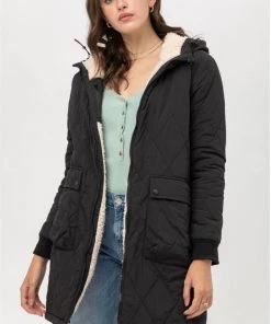 Love Tree New Arrivals Reversible Quilted Sherpa Jacket