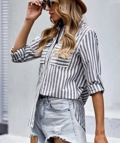 LA RENTA FASHION New Arrivals Striped Button Front Tunic Top