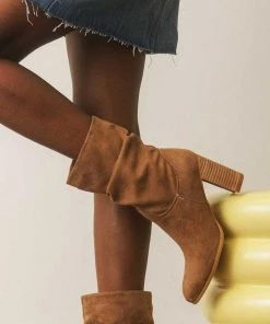 Oasis Society New Arrivals Teagan Camel Modern Slouch Boot