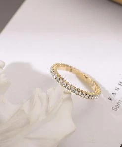 Nihao New Arrivals Everyday Crown Bezel Layering Ring